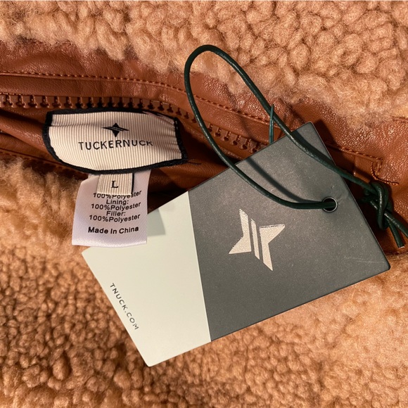 Tuckernuck NEW Reversible Brown Leather and Shearling Sherpa Beckham Vest Size L - Picture 10 of 10